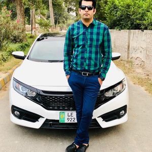 Meet your Posher, Habib